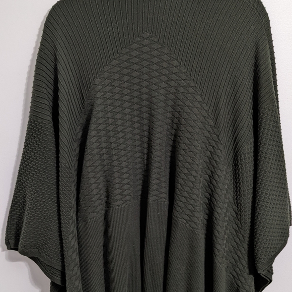Lululemon Wrap Sweater - Picture 2 of 4